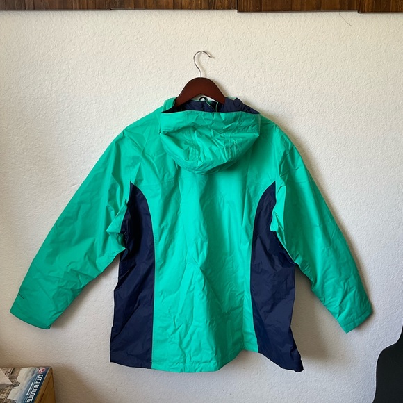Columbia Arcadia II Plus Size Emerald and Midnight Blue Jacket | 2XL Raincoat - Picture 5 of 15